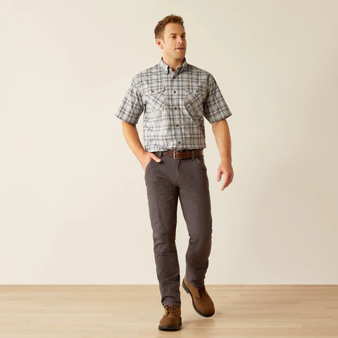 Ariat Men's Made Tough Durastretch Button-Down Short Sleeve Work Shirt - Image 5