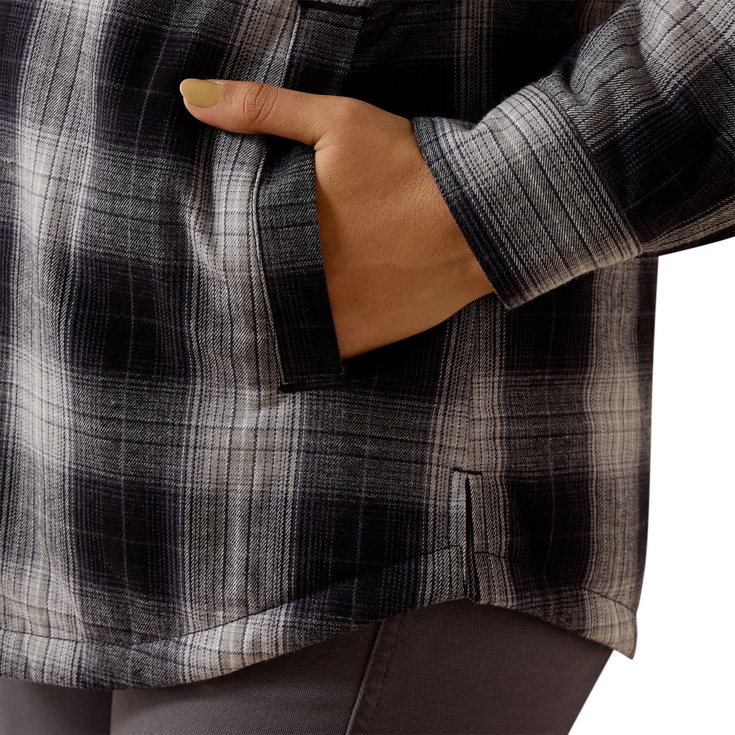 Ariat Women's Rebar Flannel Insulated Shirt Jacket - Image 4