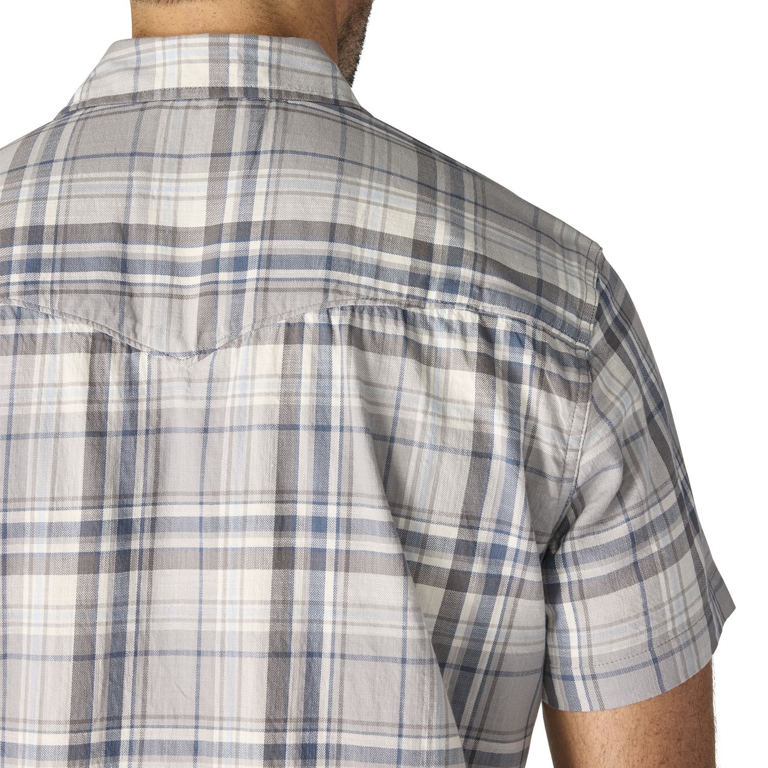 Carhartt Men's Montana Bozeman Relaxed Short Sleeve Plaid Shirt - Image 5