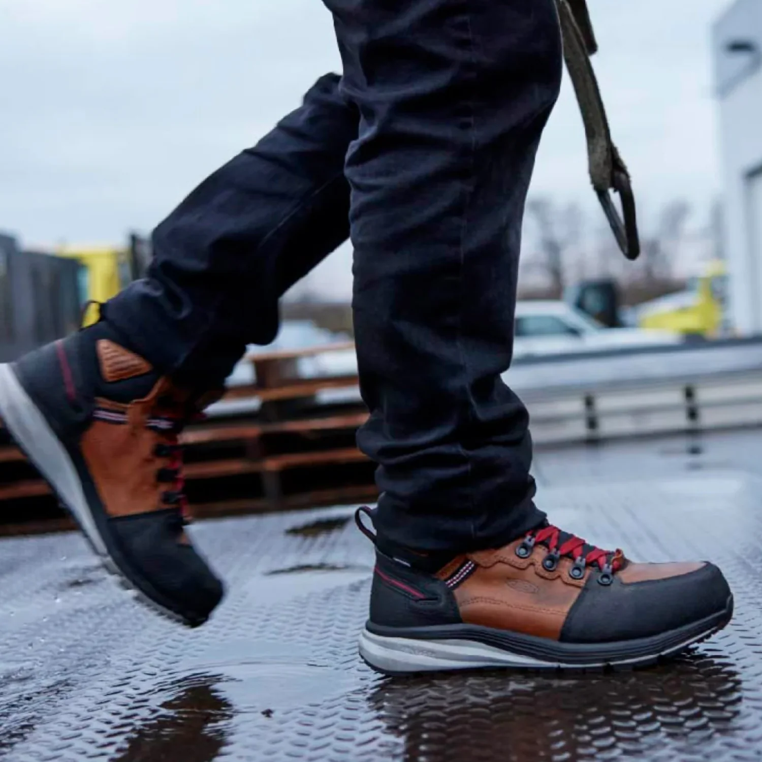 KEEN Utility Men's Red Hook Waterproof Carbon Fiber Toe Work Boot - Image 5