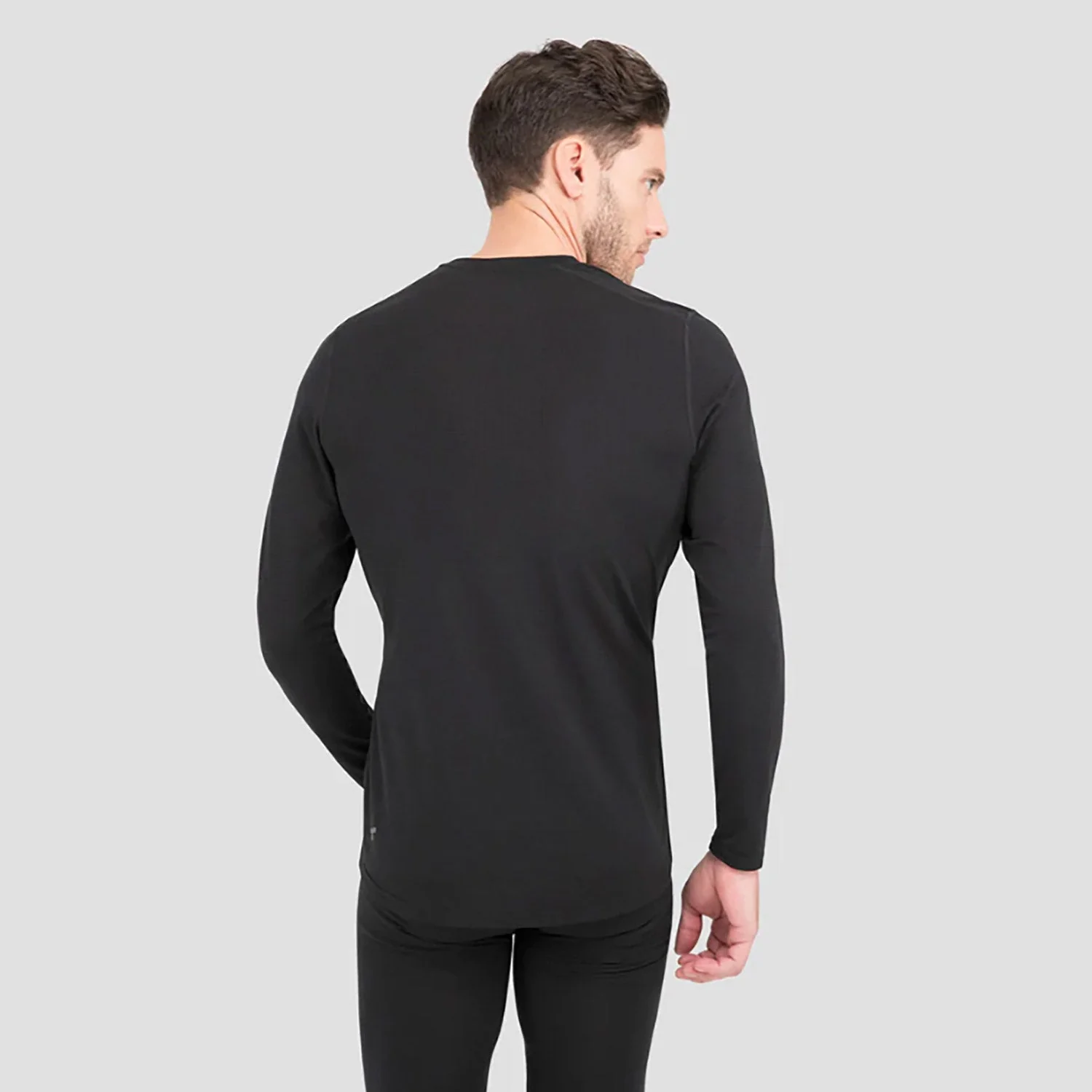 Terramar Men's Transport® Lightweight Performance Long Sleeve Crew Top - Image 3