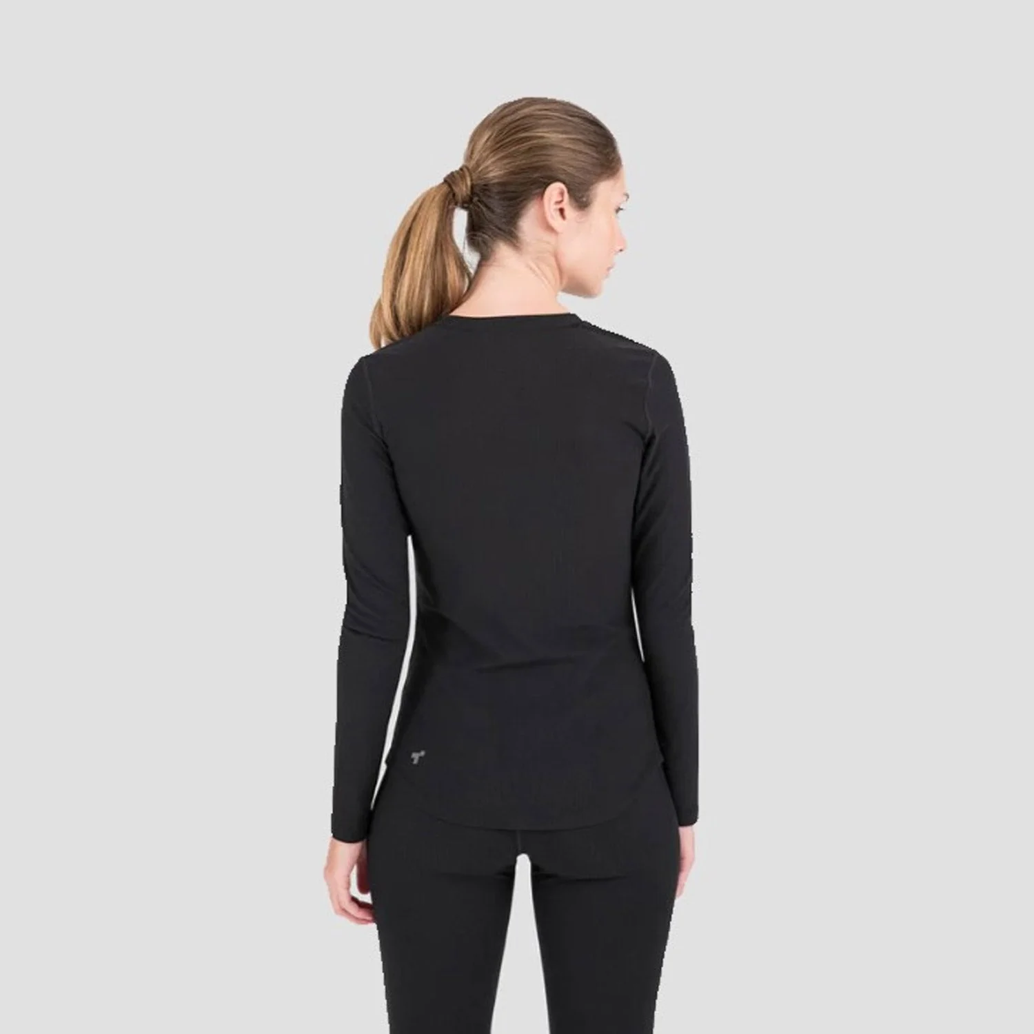 Terramar Women's Transport® Lightweight Performance Long Sleeve Crew Shirt - Image 3