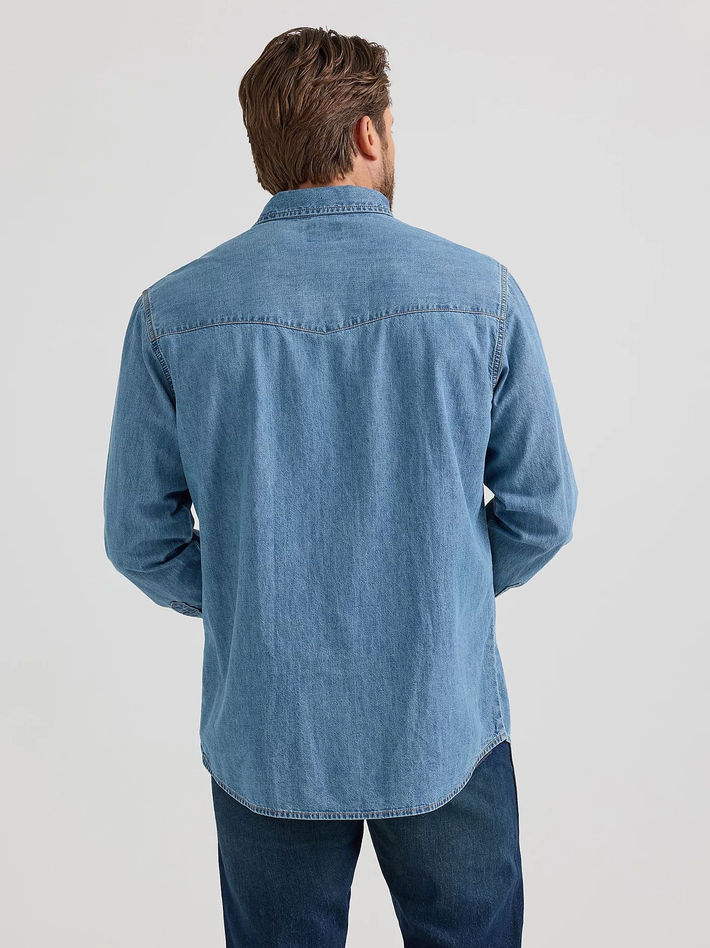 Wrangler Men's Denim Chest Pocket Snap-Front Long Sleeve Work Shirt - Image 3