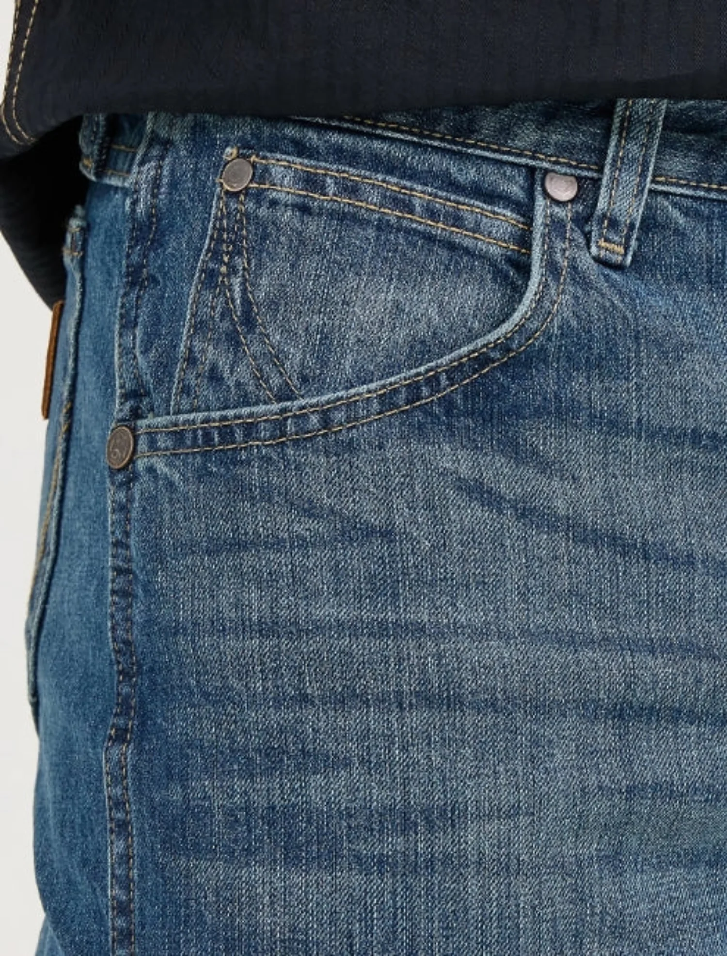 Wrangler Men's Retro® Fabens Relaxed Fit Bootcut Jean - Image 3