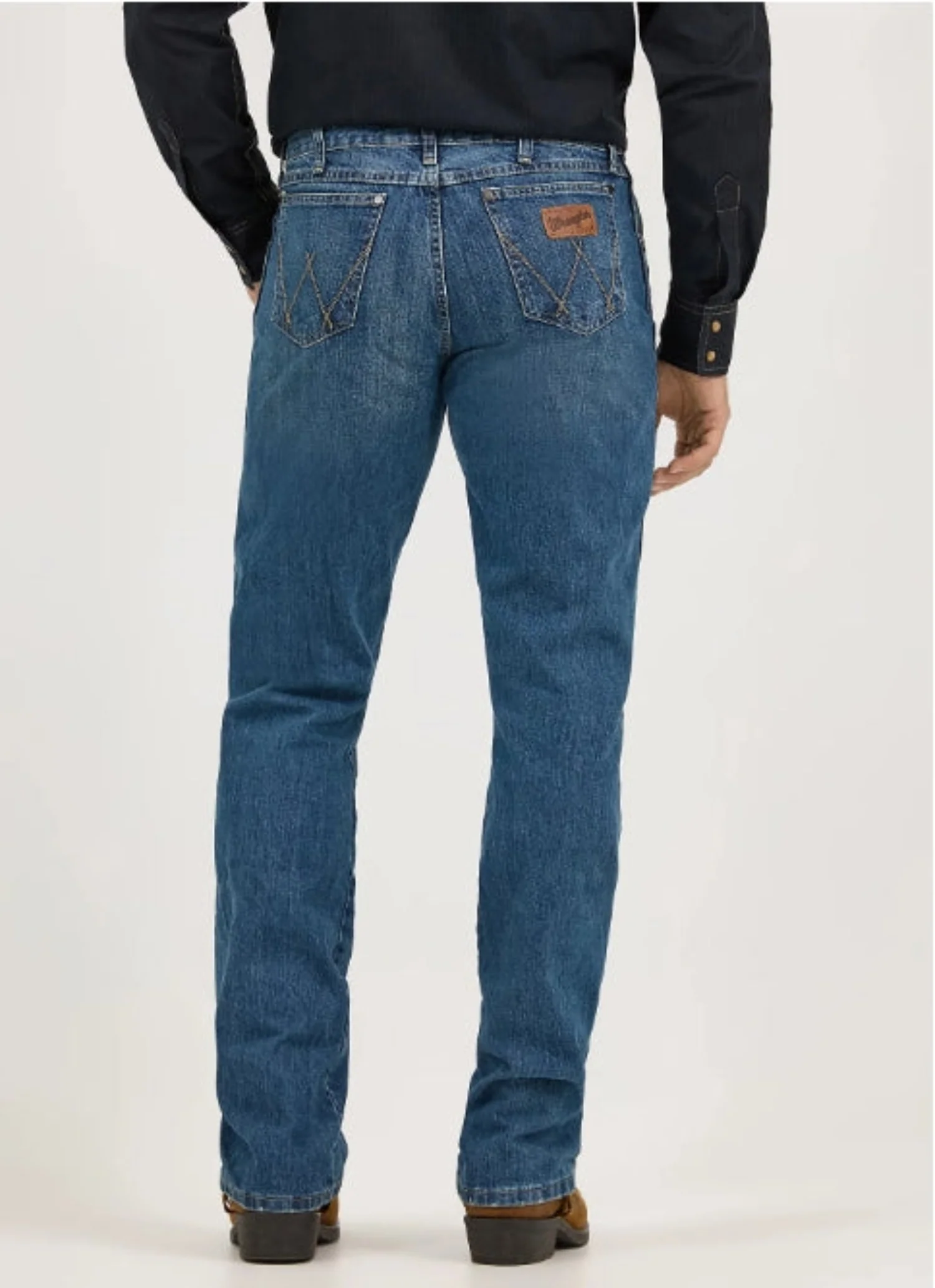 Wrangler Men's Retro® Fabens Relaxed Fit Bootcut Jean - Image 5