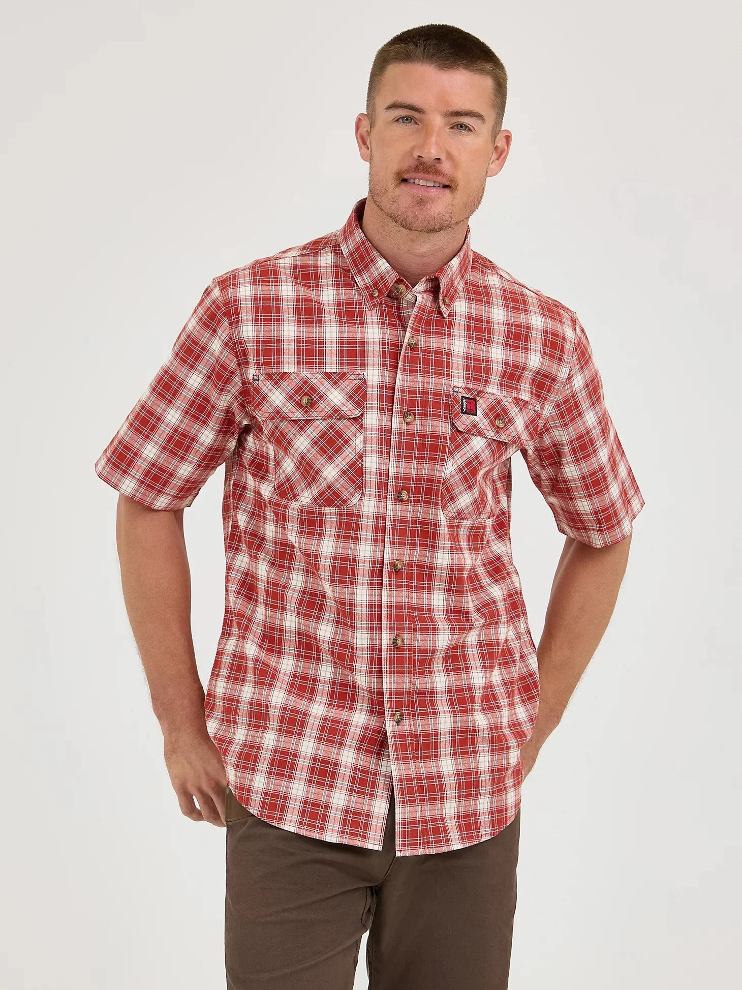 Wrangler RIGGS Workwear® Men's Foreman Button-Down Short Sleeve Work Shirt
